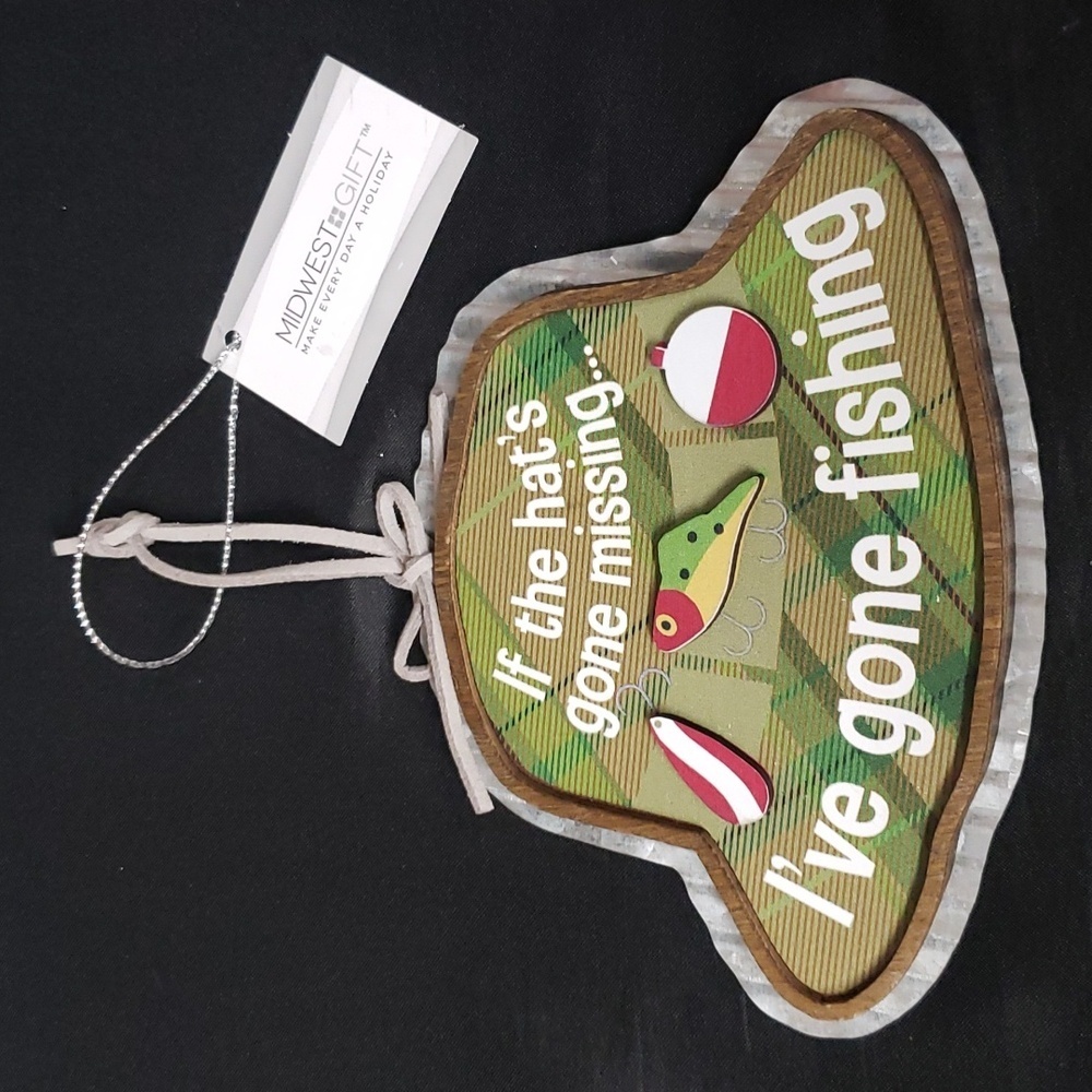 Ganz NWT "If the hat's gone missing I've gone fishing" Multitextured Ornament